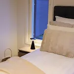Villa Polar Lights With Jacuzzi By Book Lapland Rovaniemi