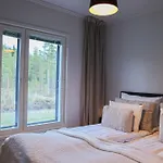 Polar Lights With Jacuzzi By Book Lapland *