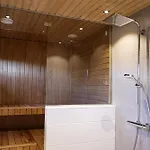 Villa Polar Lights With Jacuzzi By Book Lapland *