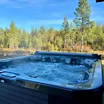 Polar Lights With Jacuzzi By Book Lapland * Rovaniemi