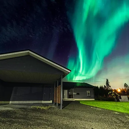 Villa Polar Lights With Jacuzzi By Book Lapland *