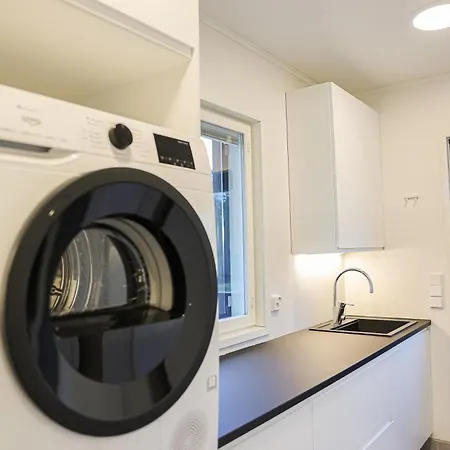 Polar Lights With Jacuzzi By Booklapland *