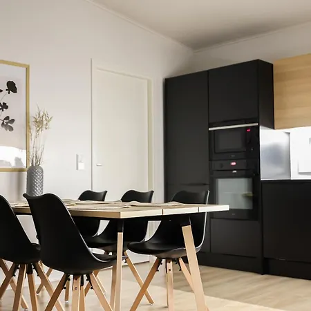 Willa Polar Lights With Jacuzzi By Booklapland Rovaniemi