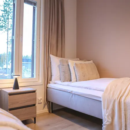 Villa Polar Lights With Jacuzzi By Booklapland *