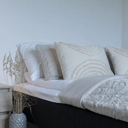 Villa Polar Lights With Jacuzzi By Booklapland *